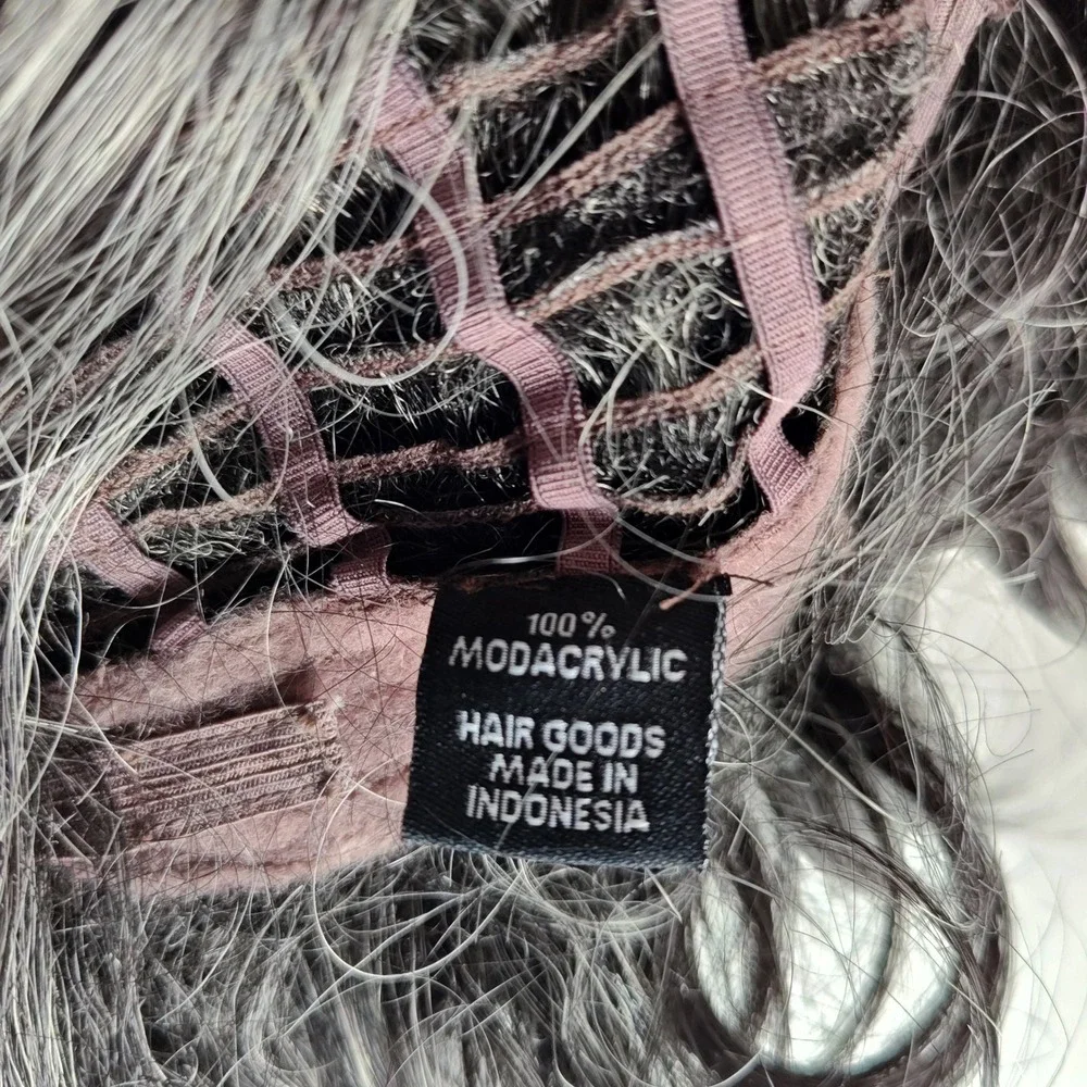 Jon Renau SmartLace Wig Women Salt and Pepper Grey Wavy Bob Synthetic